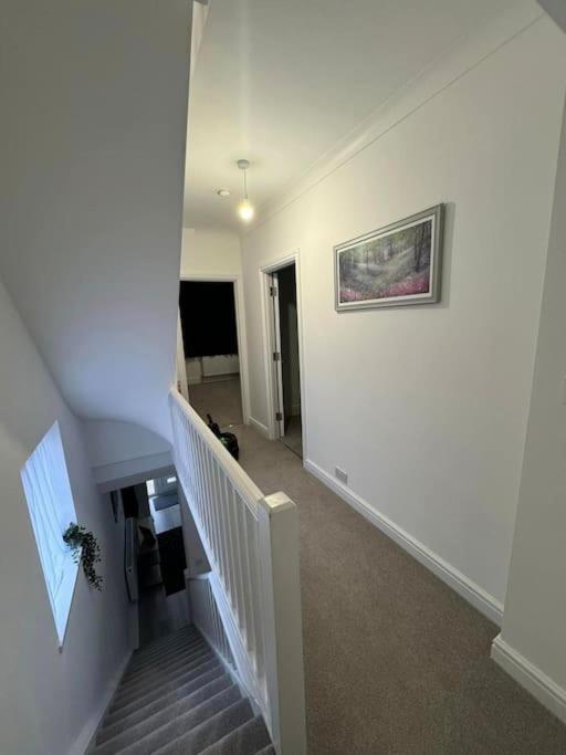 Modern 5 Bed Near Excel -Big Ben Villa London Exterior photo